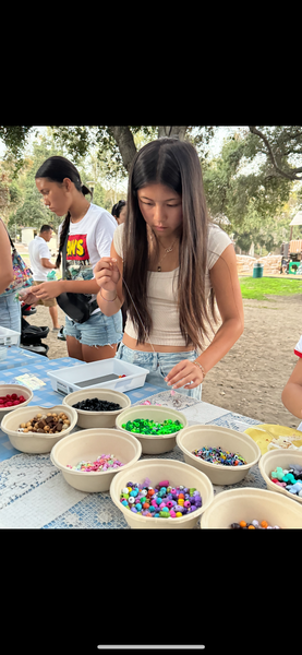 Friday, November 22nd or December 6th, 6-8:30pm :: I Heart TS, Moments & Making Friendship Bracelets