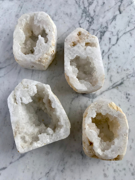 Clear Quartz Crystal Stone Cluster Tower