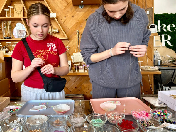 Friendship Bracelet Bar Experience : OFF SITE PRIVATE EVENT + Reservation Fee