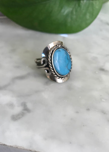 Gaby Blue Howlite Stone Ring