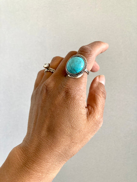 Gaby Blue Howlite Stone Ring