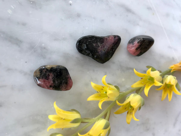 Rhodonite Crystal Stone
