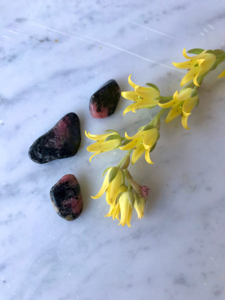 Rhodonite Crystal Stone