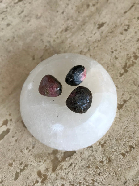 Rhodonite Crystal Stone